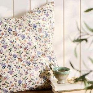 Ib Laursen - Pudebetræk 60cm Lilla blomster